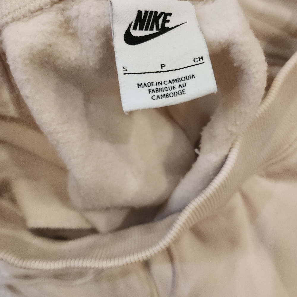 Nike sweatshorts size S
